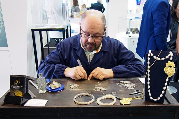 Filigree Art, Portuguese Gold and Silver Jewellery