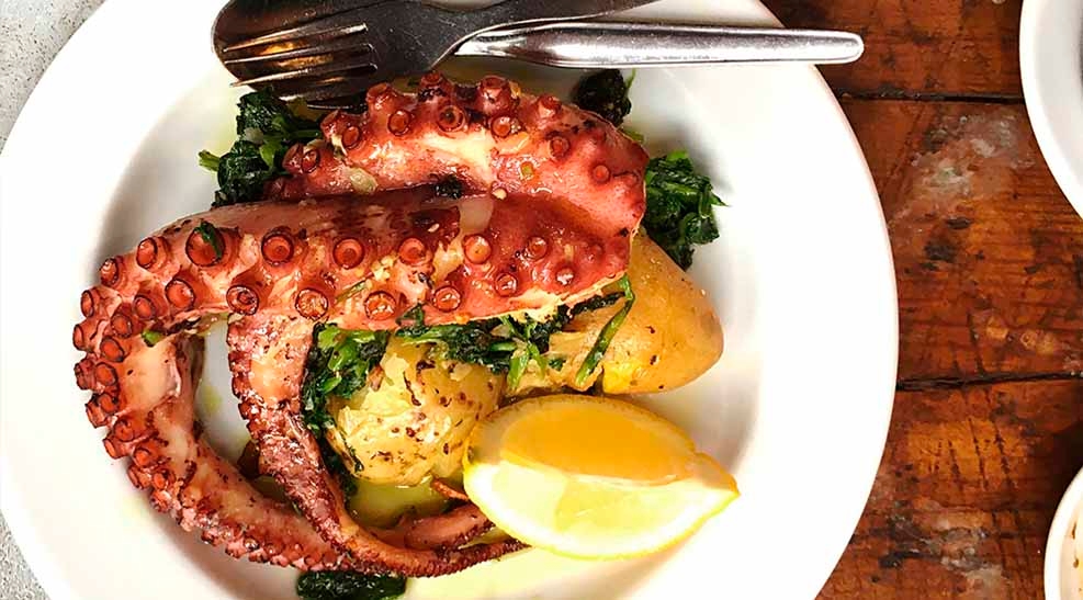 Polvo à Lagareiro : the roasted octopus in olive oil that melts Portugal (and you too)